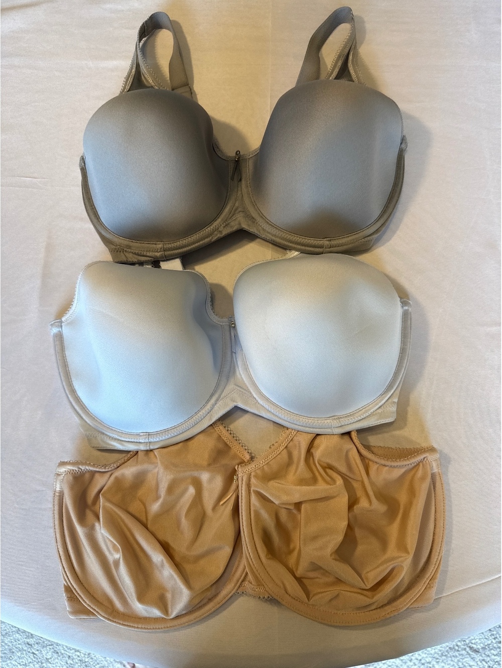 Wacoal Basic Beauty Lot of 3 Underwire Bras
